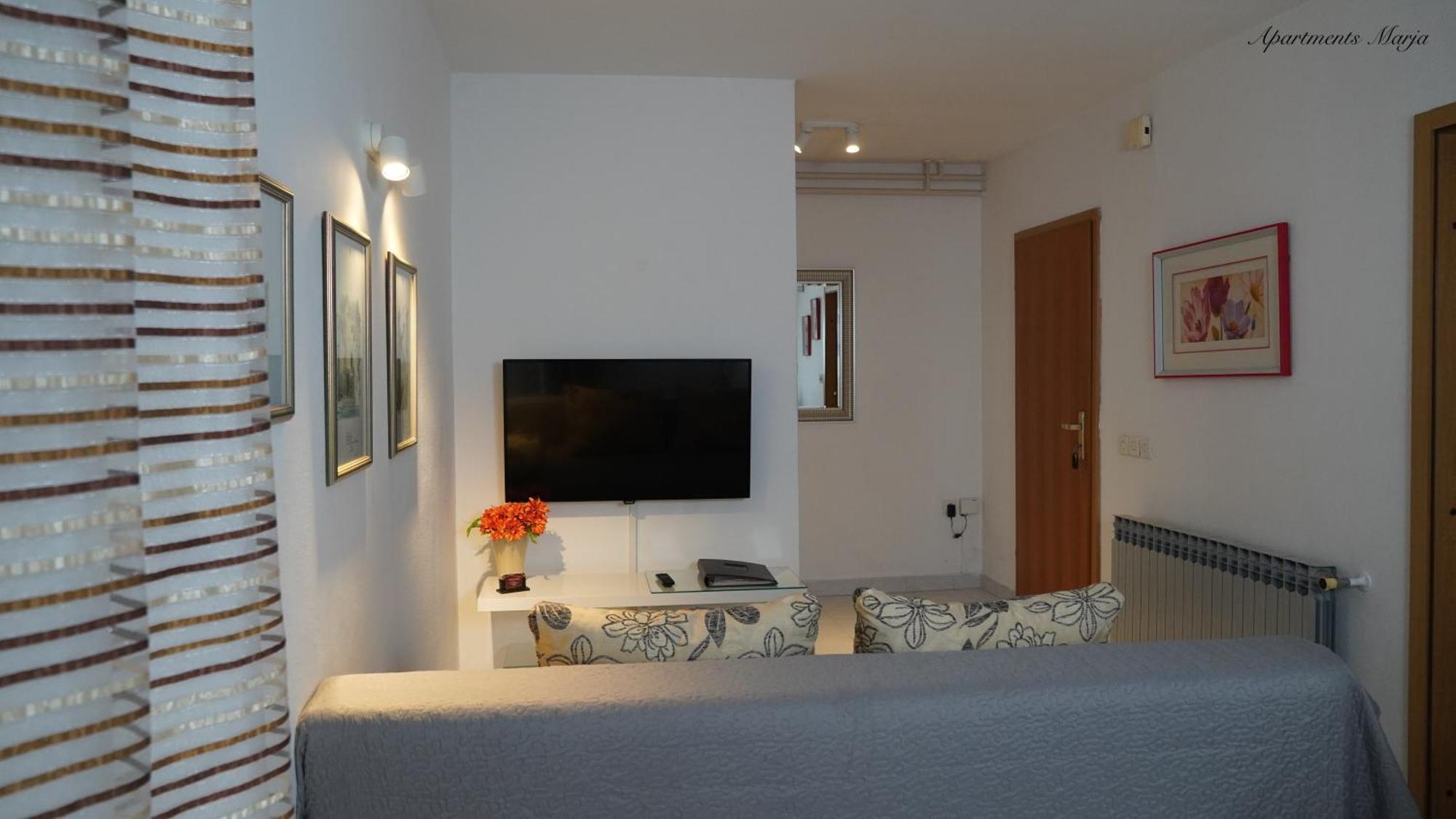 Apartment Marja Njivice
